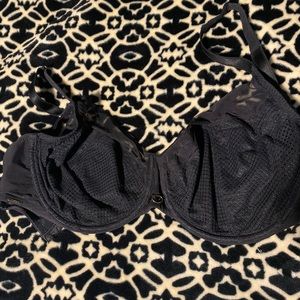 Black Chantelle bra Size 36 H